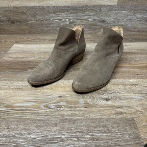 Women's Lucky Brand Fahmida Tan Suede Booties Size 9 M